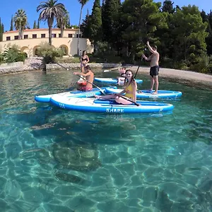 Backpackers Fairytale Split